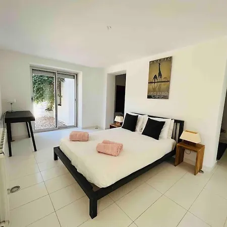 ヴィラ Beautiful 5 Bedroom With Direct Sea View