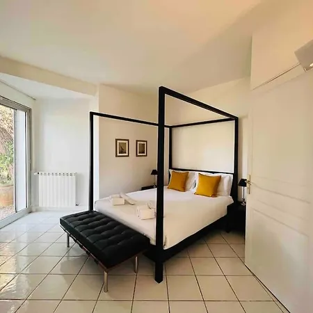 Beautiful 5 Bedroom With Direct Sea View * アンティーブ