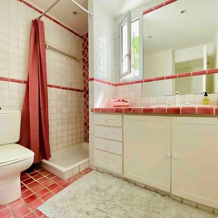 Beautiful 5 Bedroom With Direct Sea View Villa Antibes