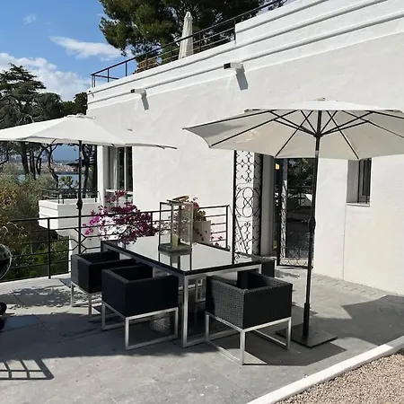 Beautiful 5 Bedroom With Direct Sea View Villa Antibes